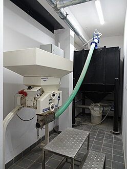 Click image for larger version

Name:	DSC00063.jpg
Views:	51
Size:	85,4 KB
ID:	2353451